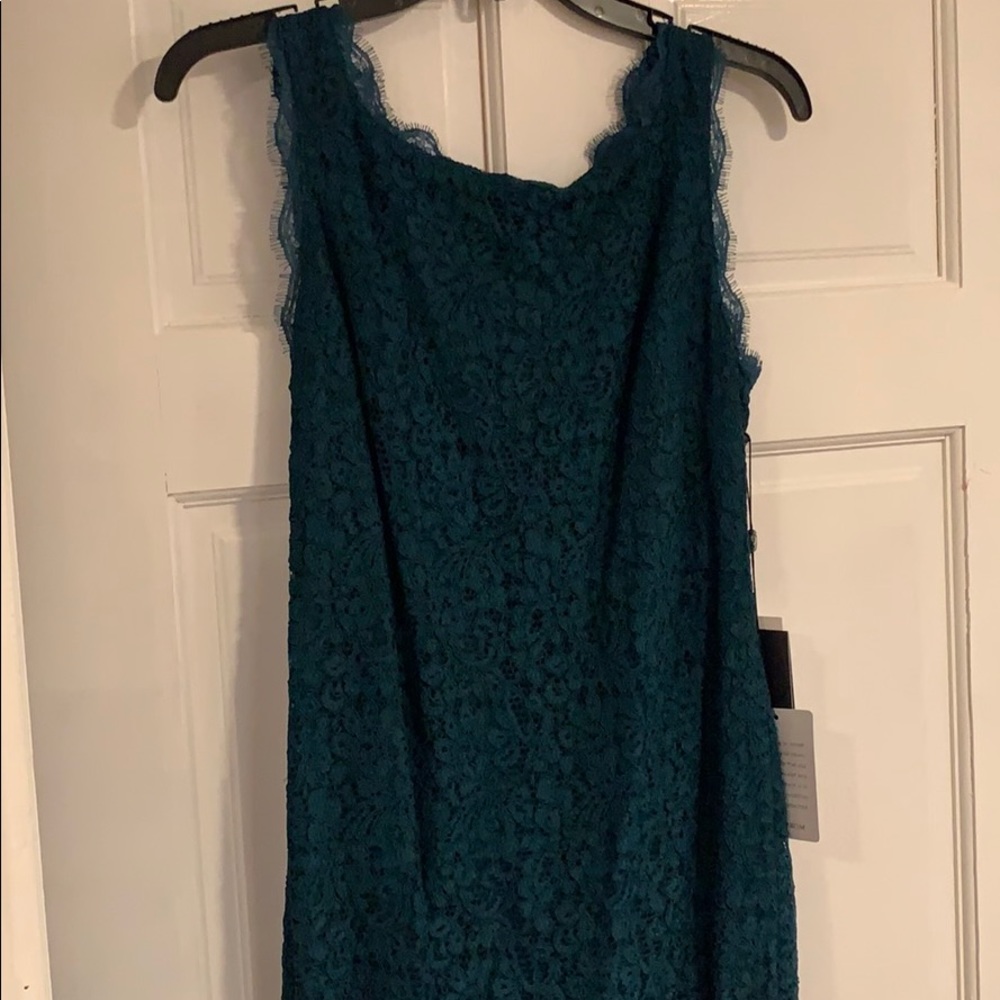 Adrianna Papell - Picture 3 of 4